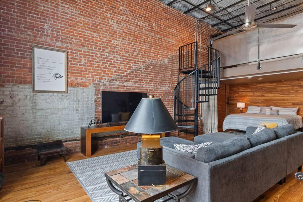 Cajun Stays-Buchanan Loft #4 Lafayette Exterior foto